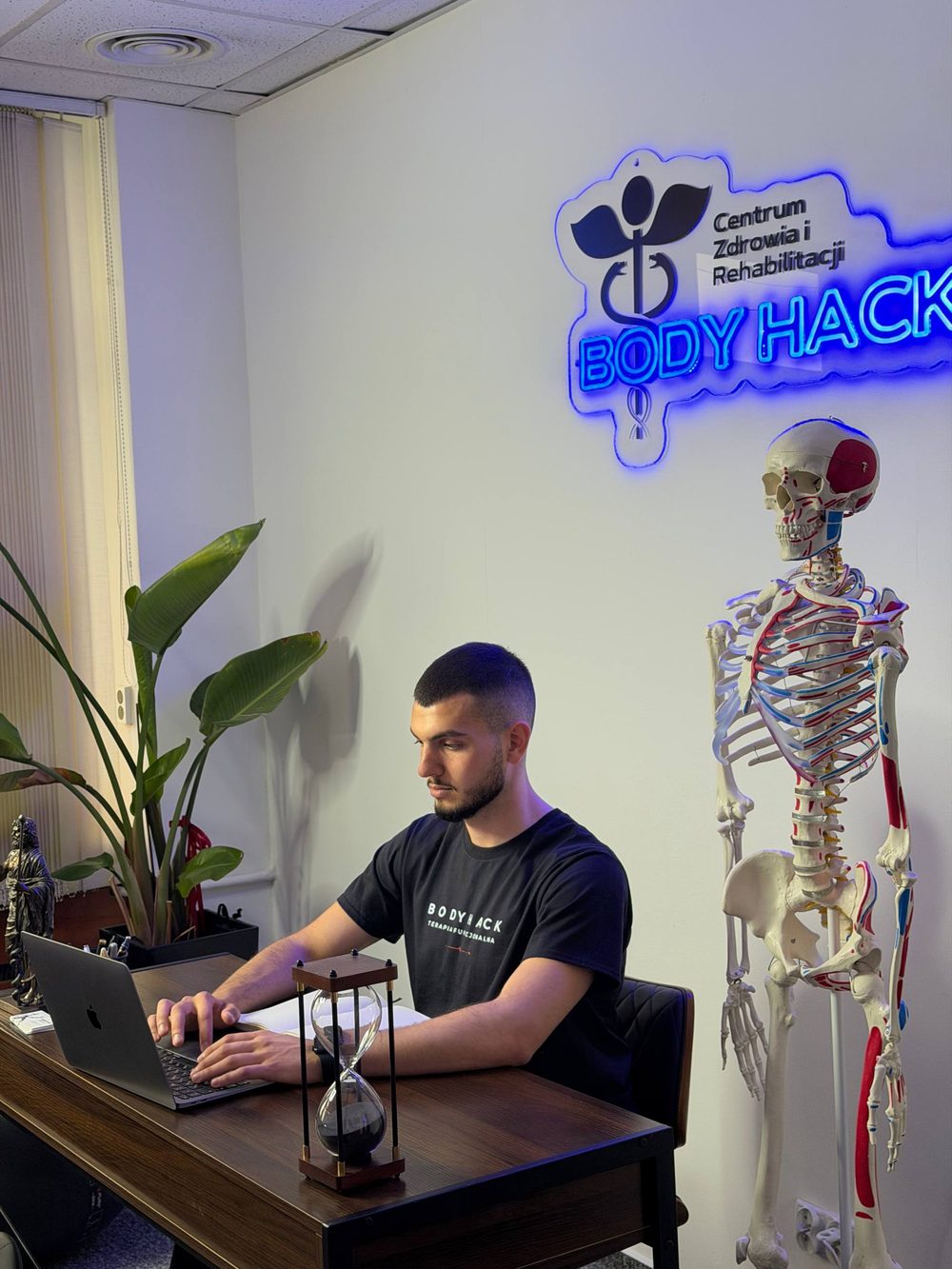 Gabinet BODY HACK w Warszawie — miejsce sesji terapii funkcjonalnej